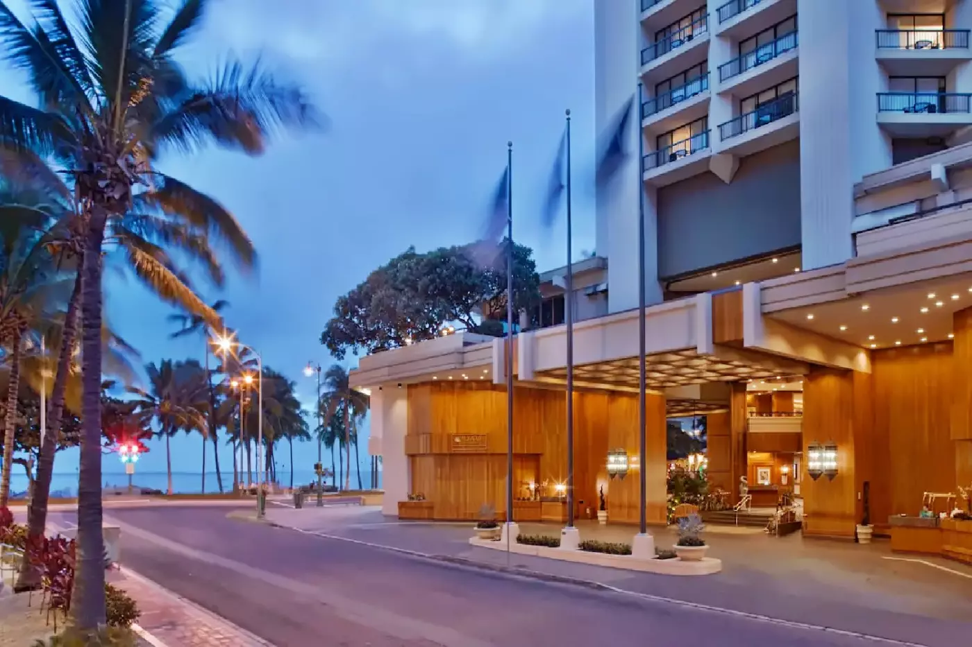 Hyatt Regency Waikiki Beach Resort & Spa