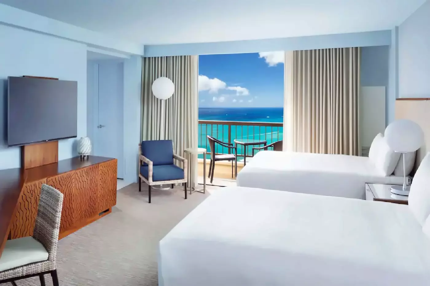 Hyatt Regency Waikiki Beach Resort & Spa