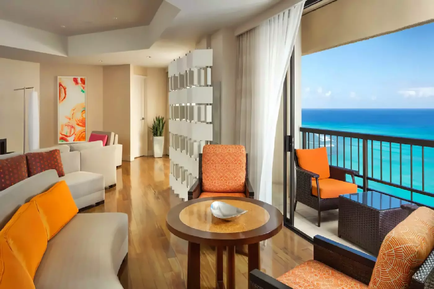 Hyatt Regency Waikiki Beach Resort & Spa