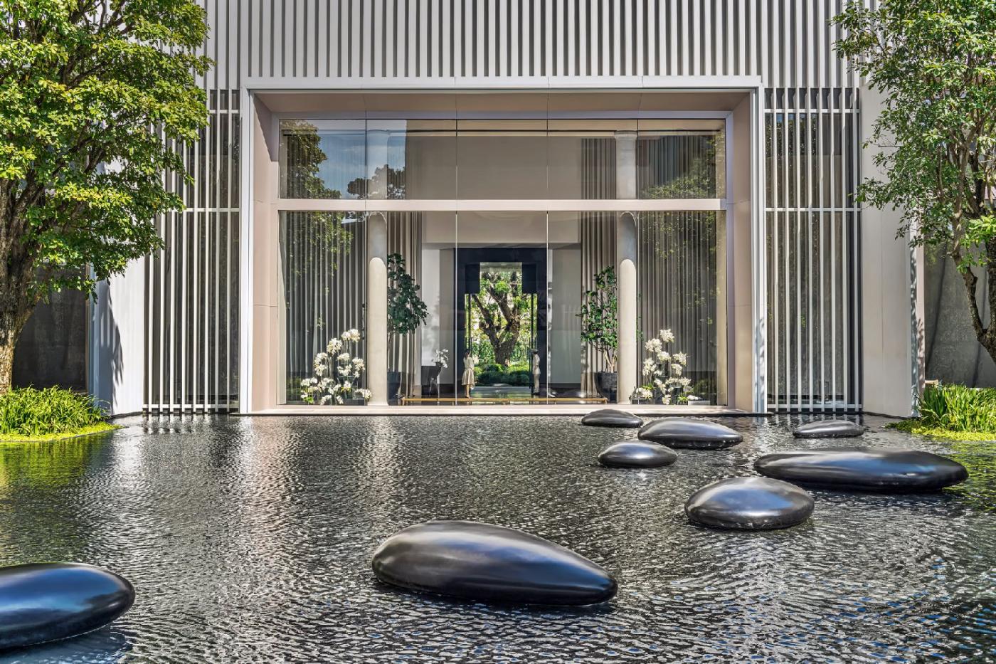Four Seasons Hotel Bangkok at Chao Phraya River