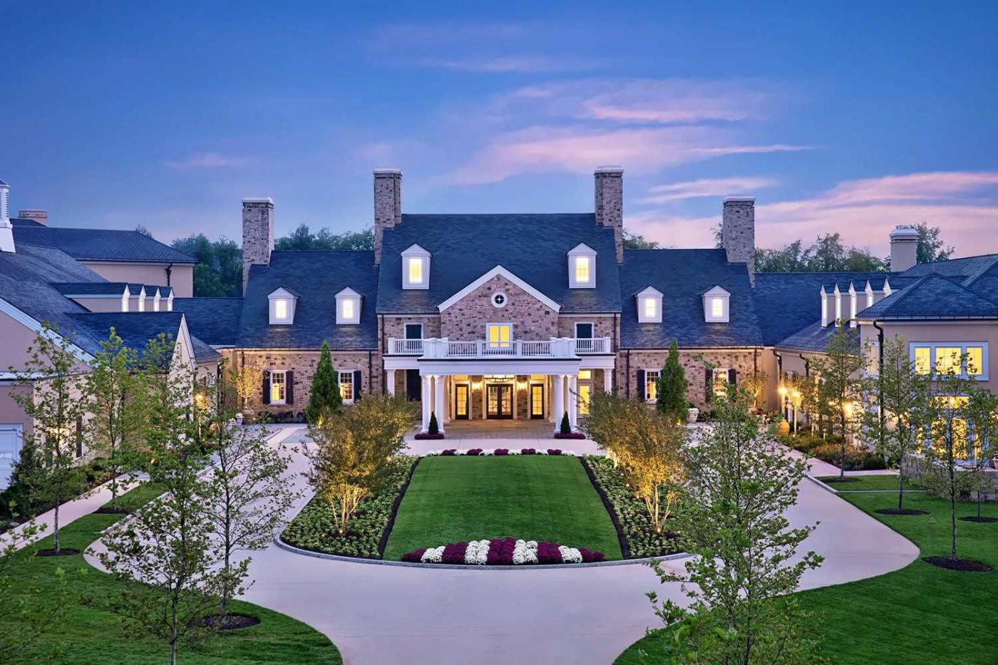 Salamander Resort