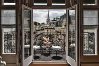 Thumbnail Grand Powers Paris