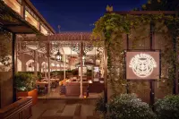 Thumbnail Raffles Singapore