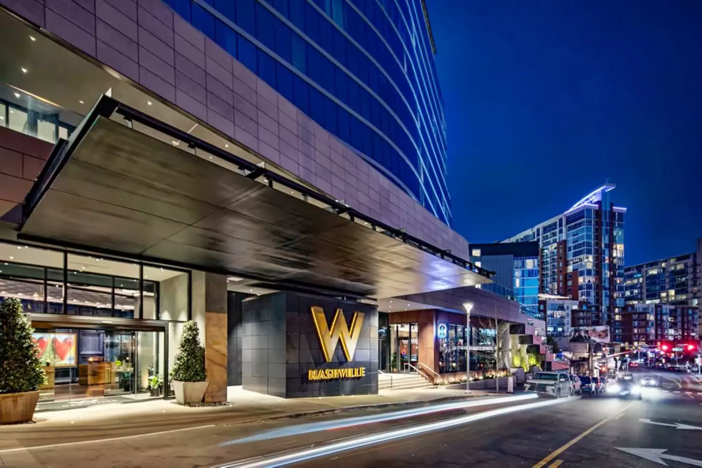 W Nashville
