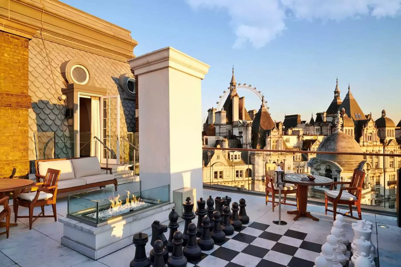 Corinthia London