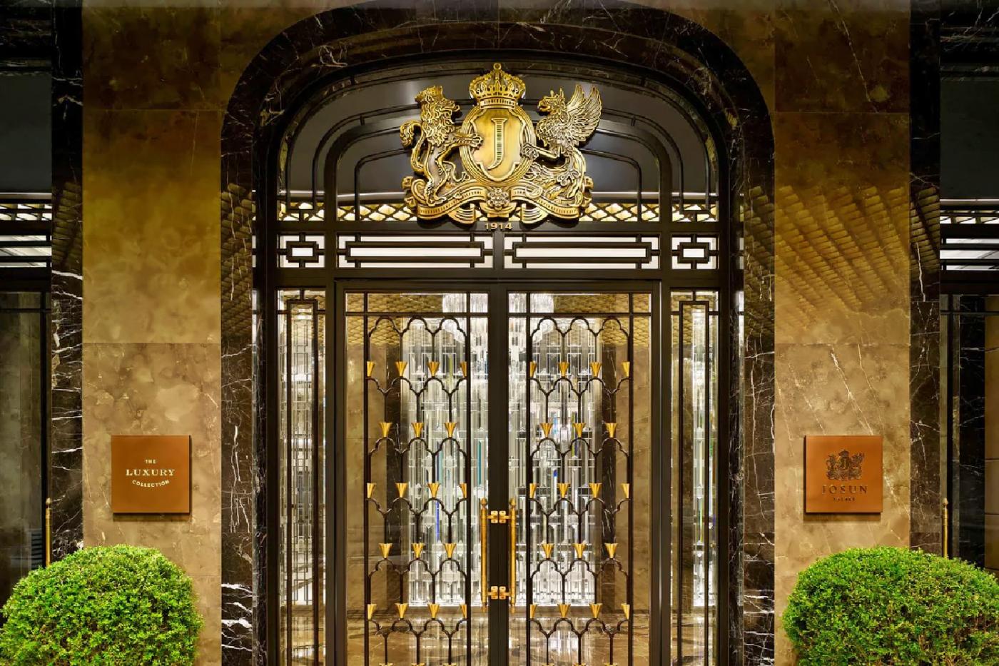Josun Palace Seoul Gangnam