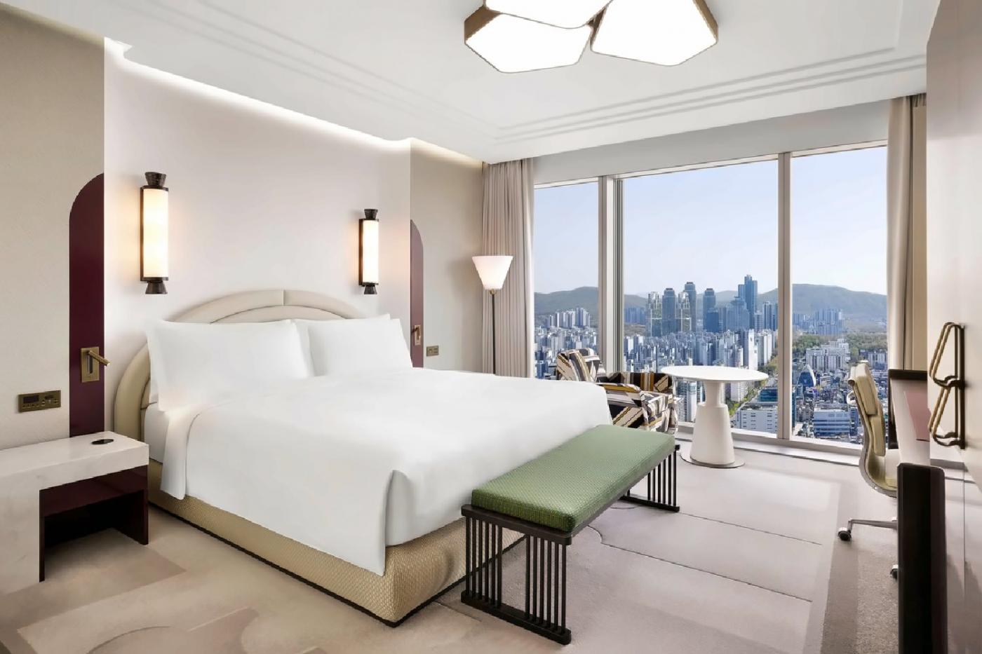 Josun Palace Seoul Gangnam