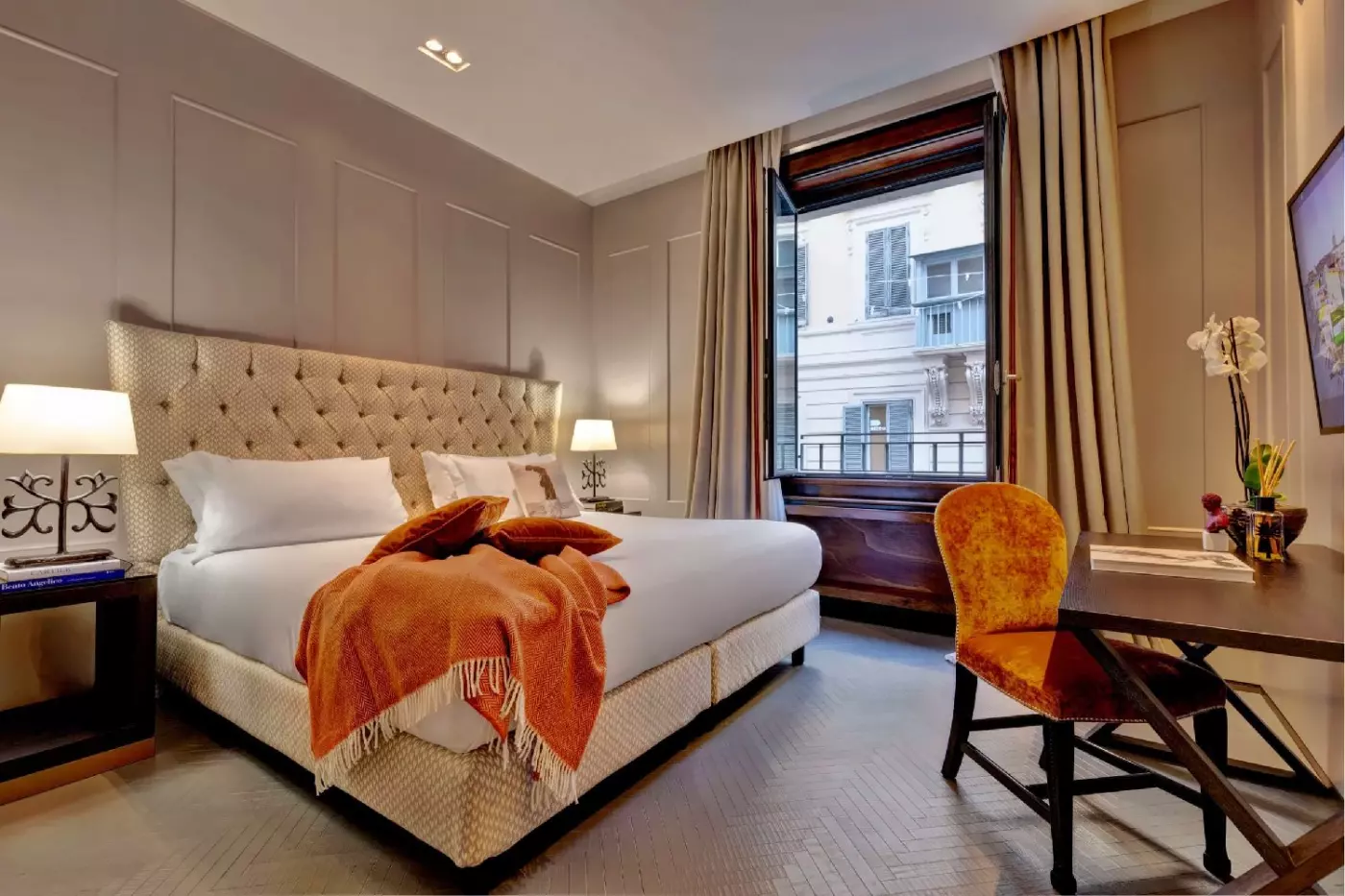 Singer Palace Hotel