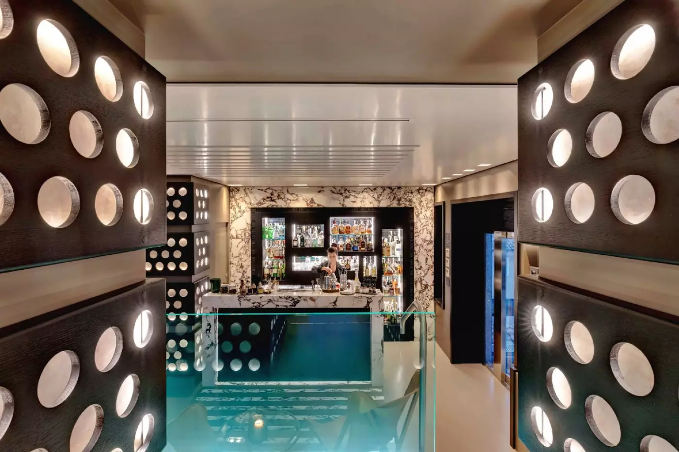 Singer Palace Hotel