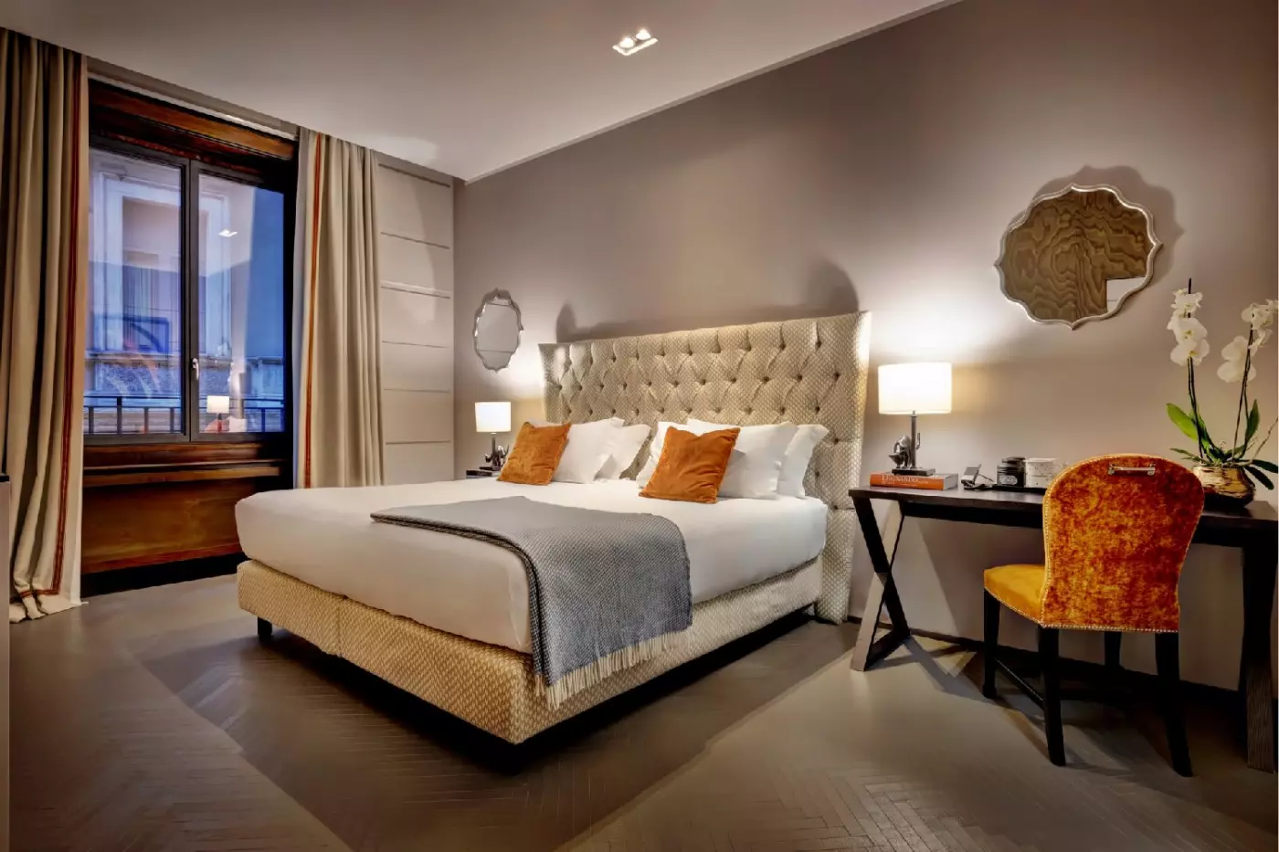 Singer Palace Hotel