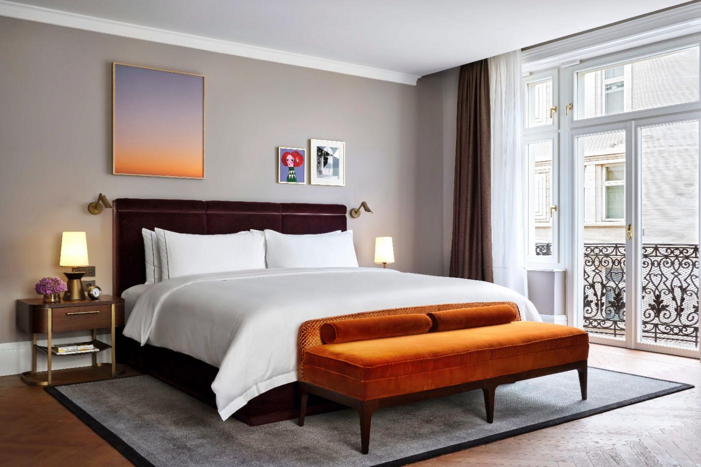 Rosewood Vienna