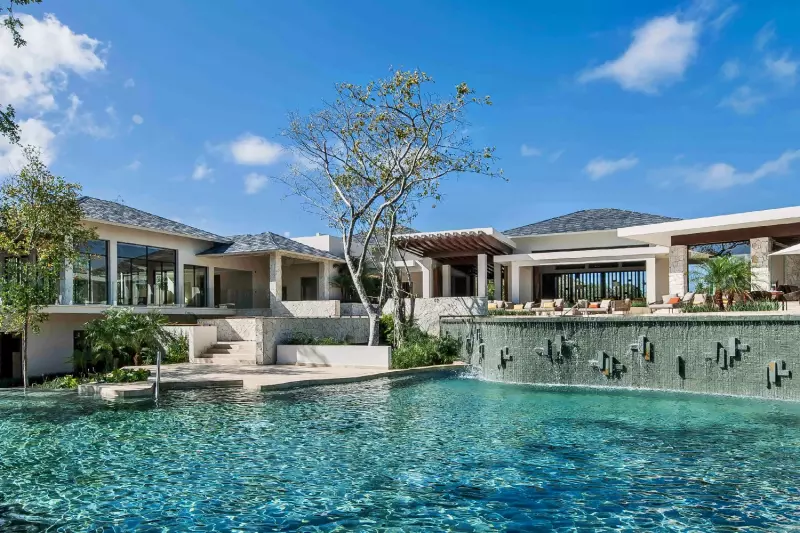 250 USD Villa Credit