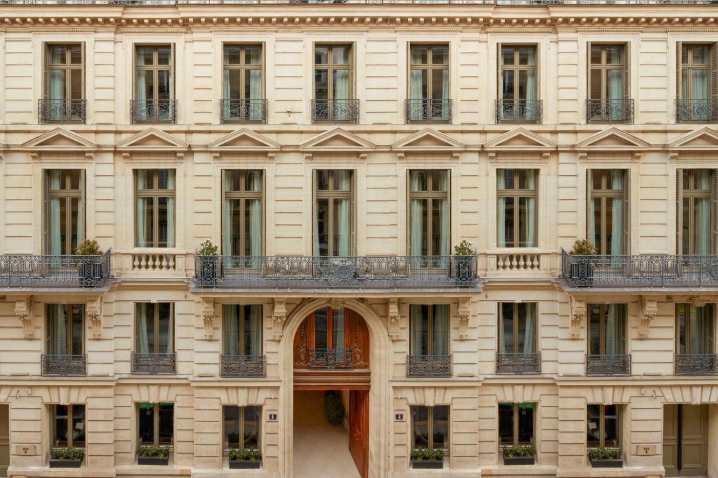 Book Maison Delano Paris | Paris France with VIP benefits