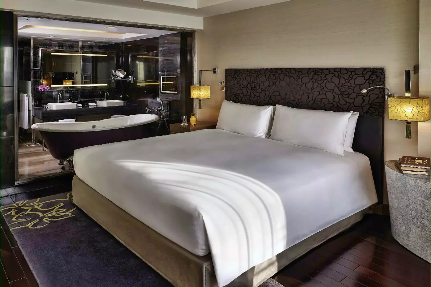 Sofitel Saigon Plaza