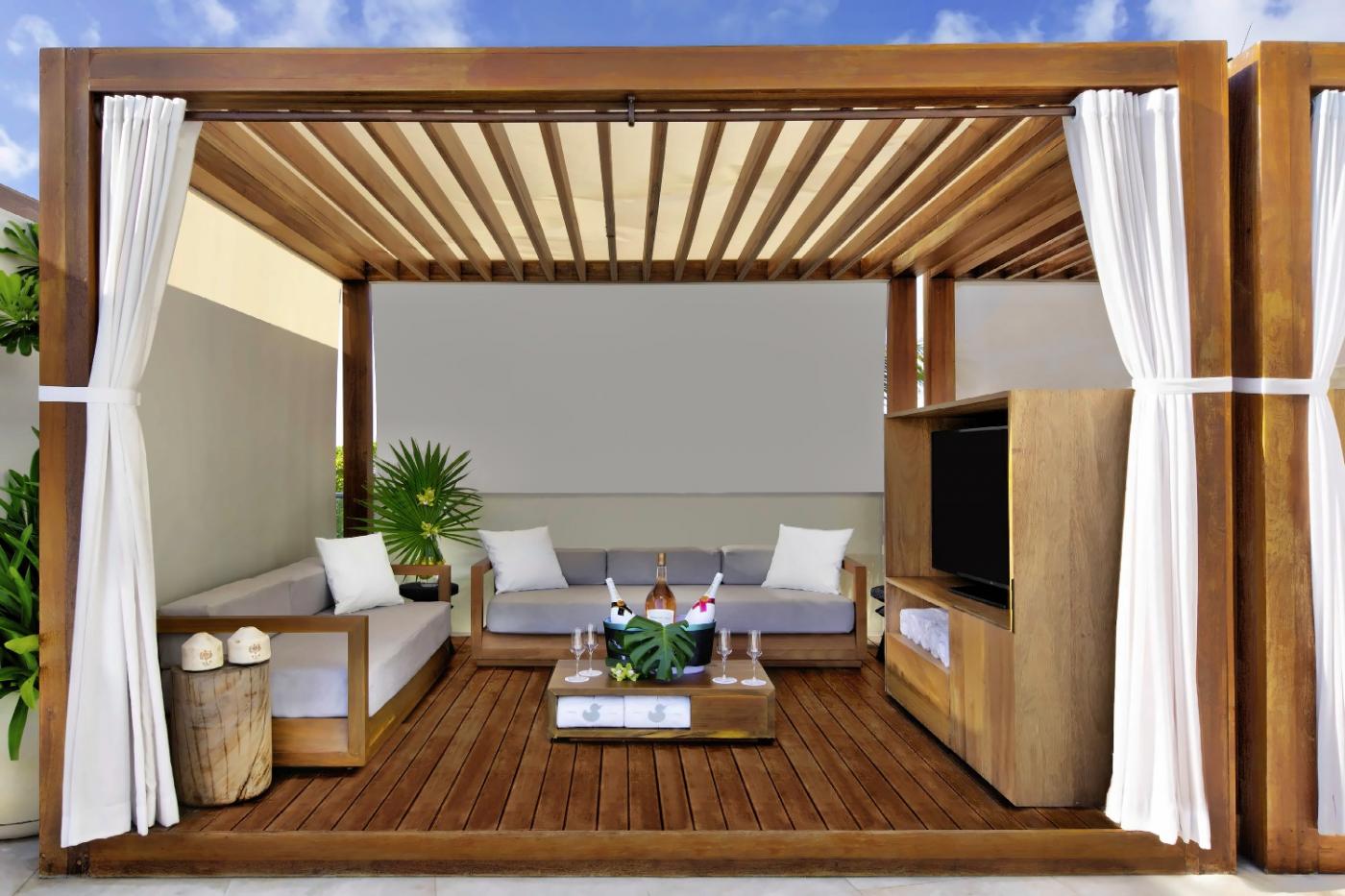 SLS Cancun