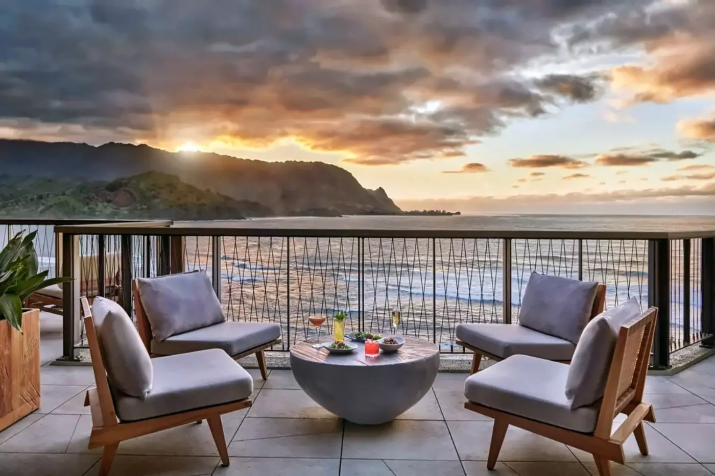 1 Hotel Hanalei Bay