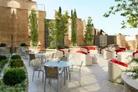 Thumbnail Fairmont Baku, Flame Towers