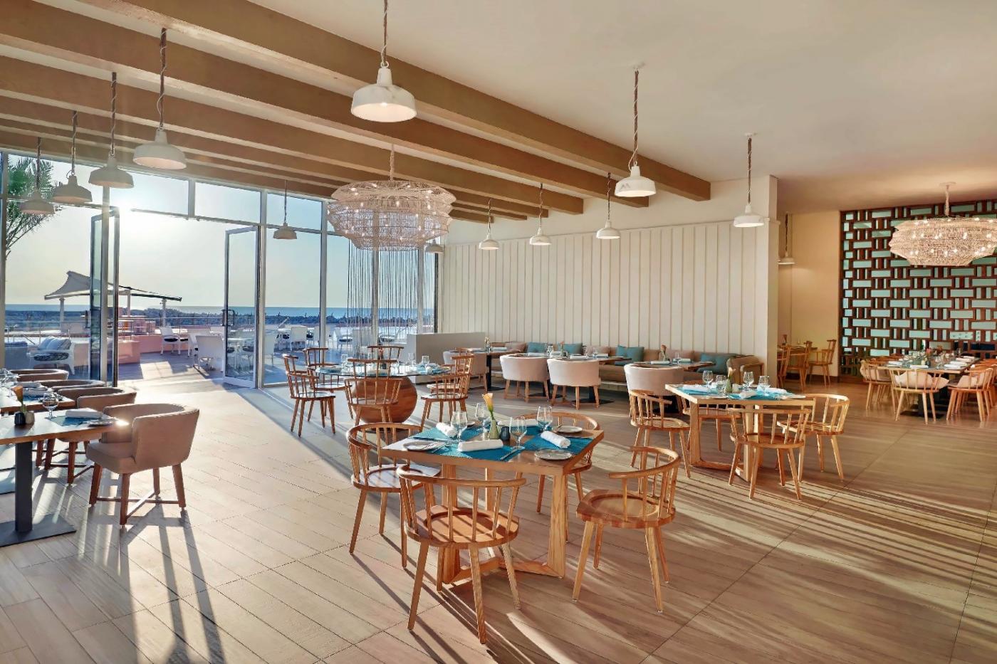 Fairmont Fujairah Beach Resort