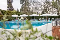 Thumbnail Great Fosters Hotel Surrey