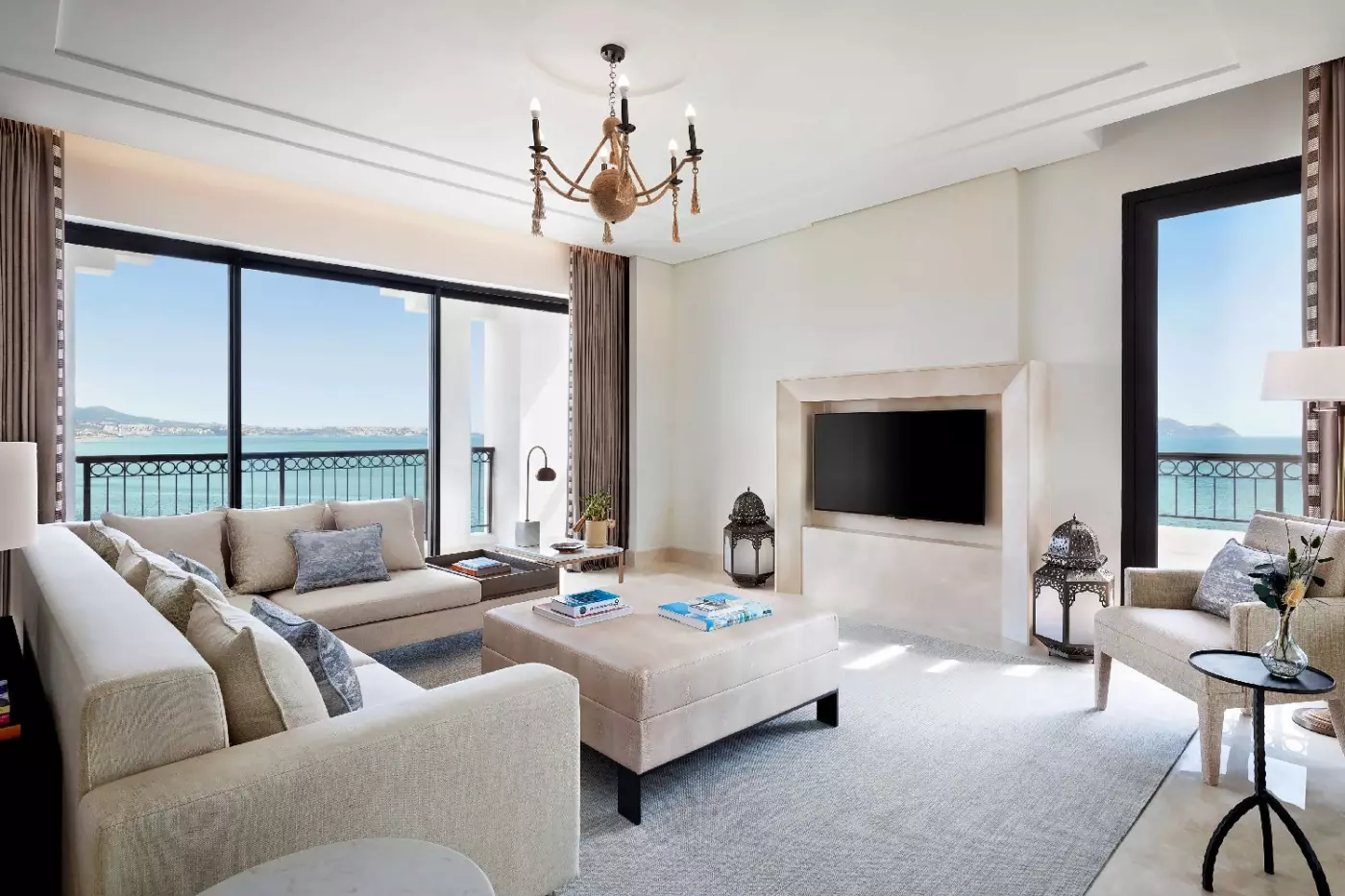St Regis La Bahia Blanca Resort
