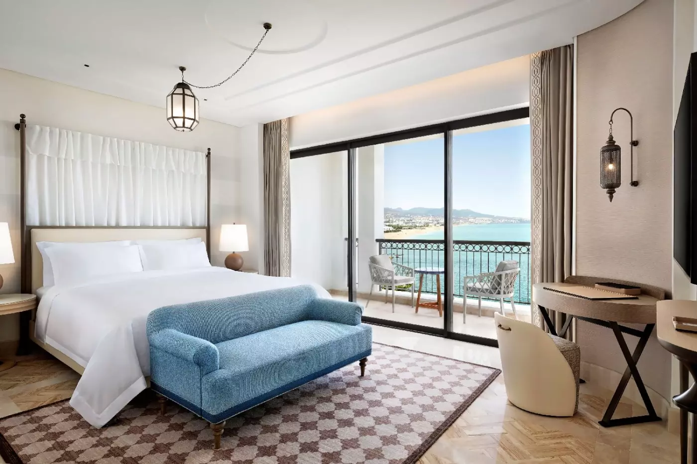St Regis La Bahia Blanca Resort