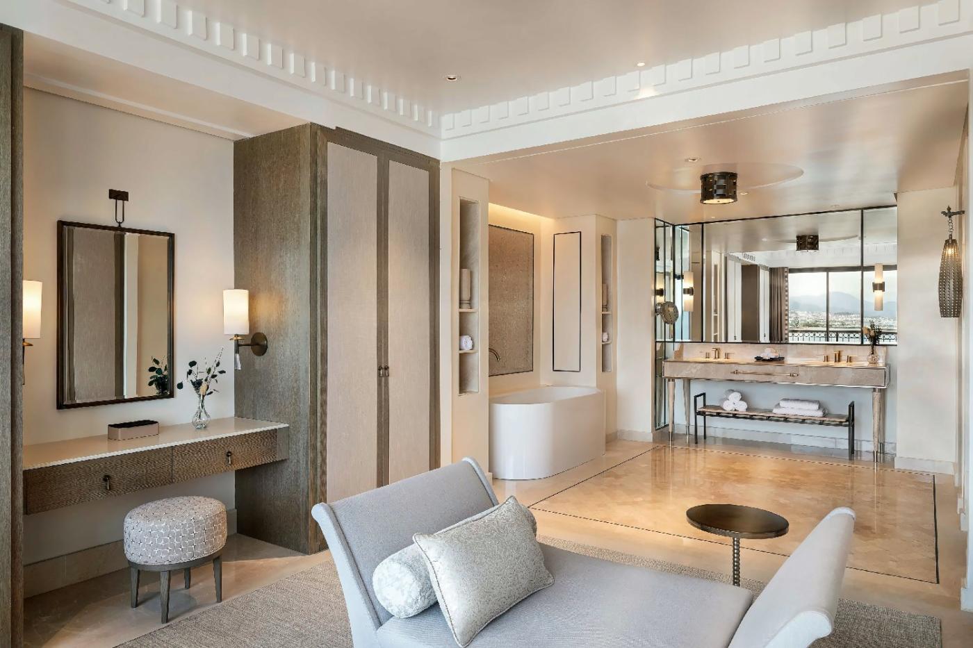 St Regis La Bahia Blanca Resort