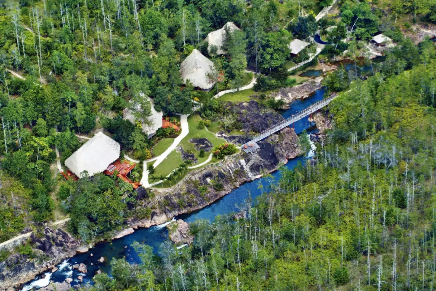 Blancaneaux Lodge