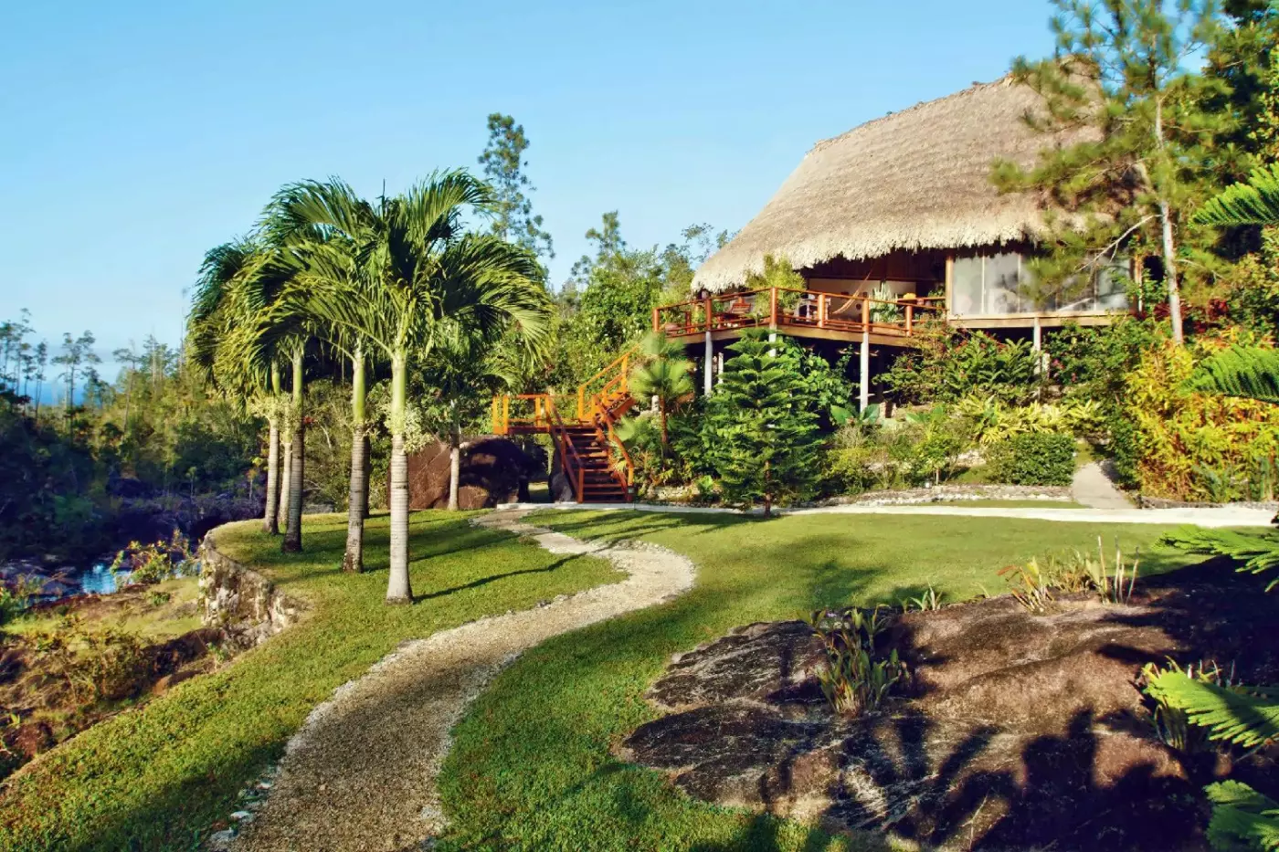 Blancaneaux Lodge
