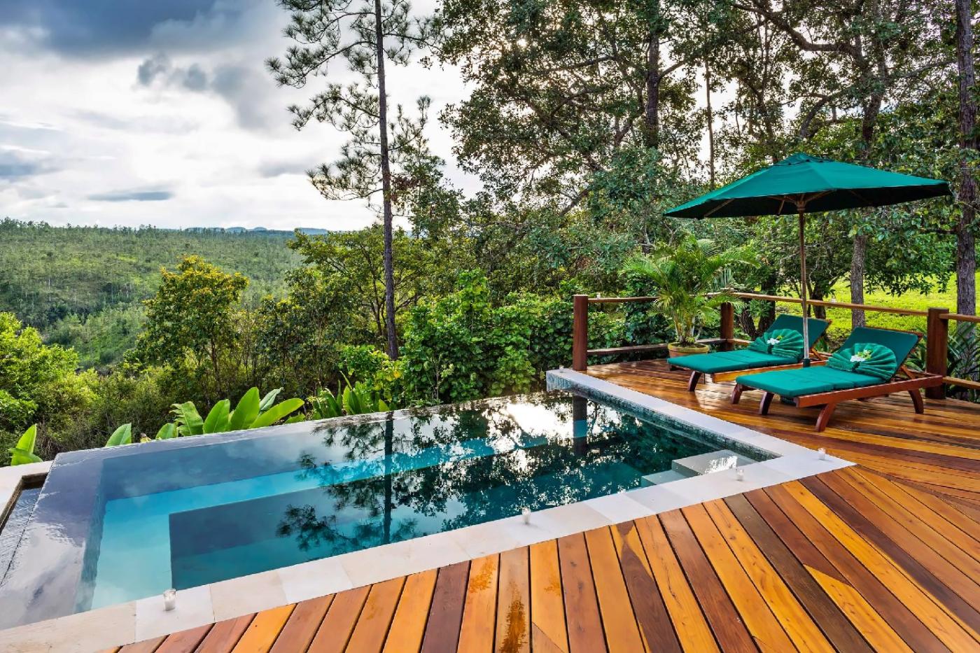 Blancaneaux Lodge