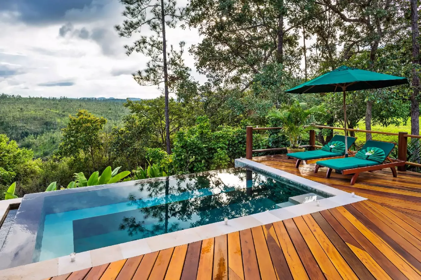 Blancaneaux Lodge