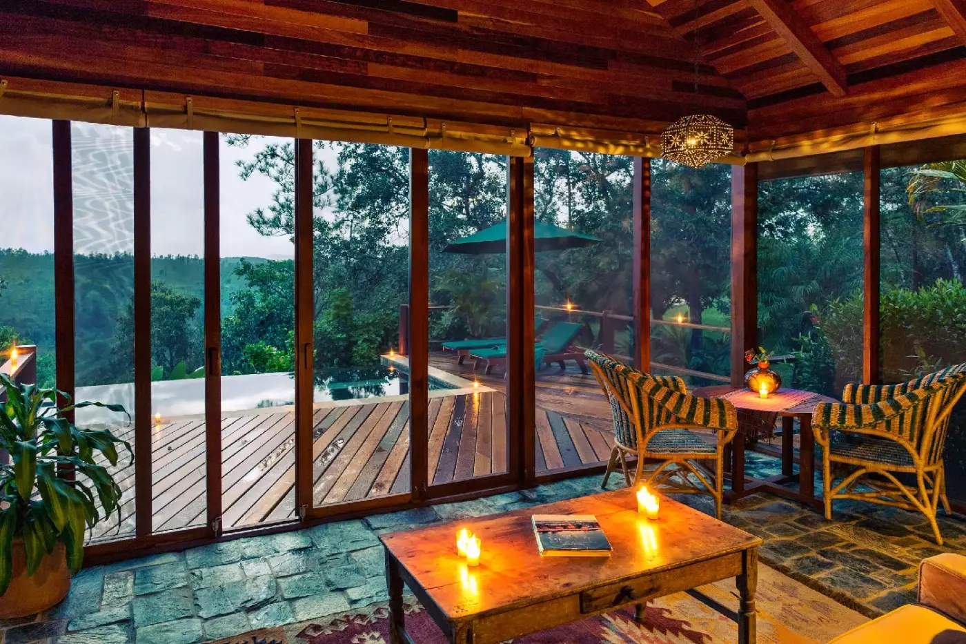 Blancaneaux Lodge
