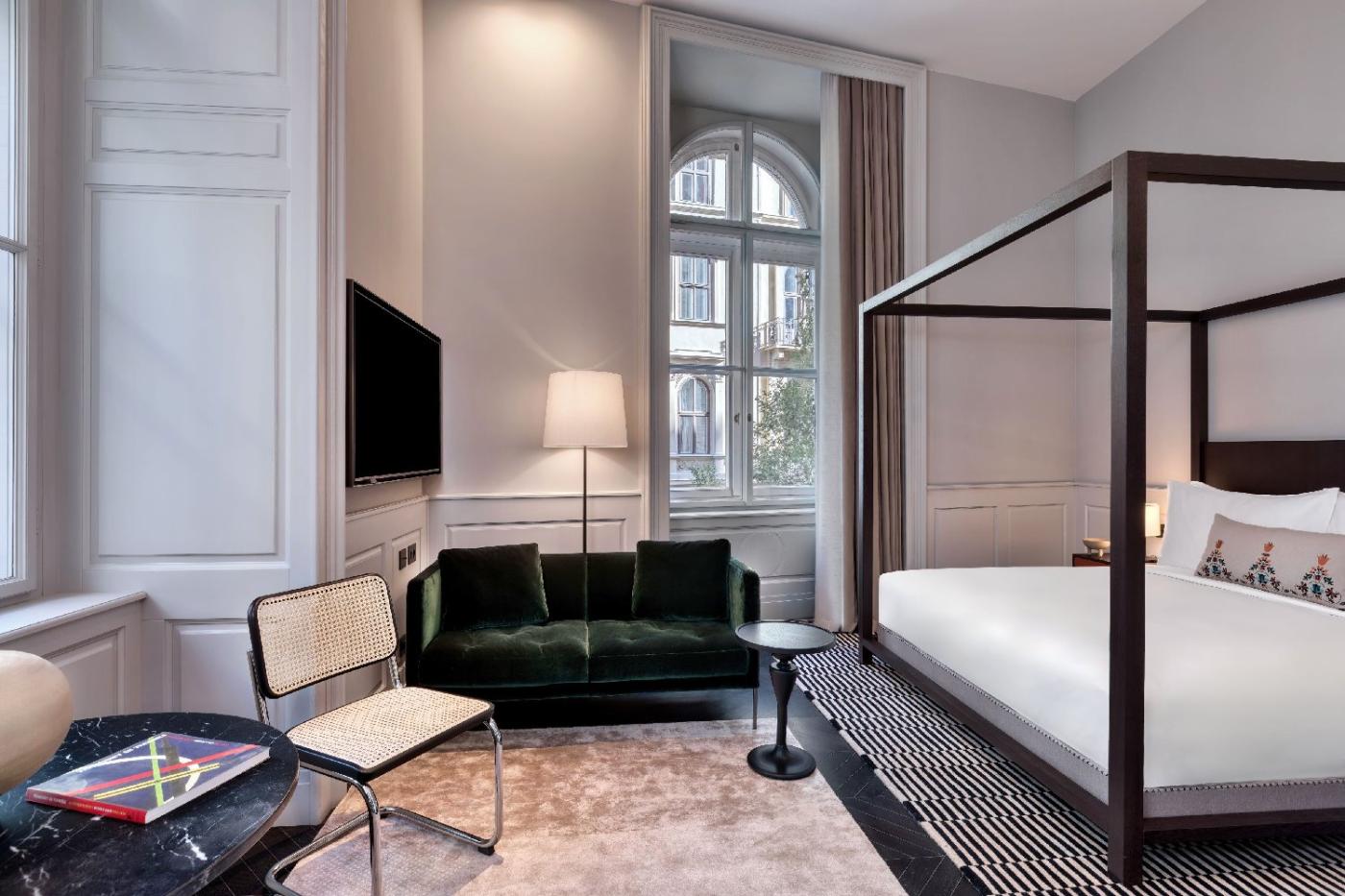 Dorothea Hotel, Budapest, Autograph Collection