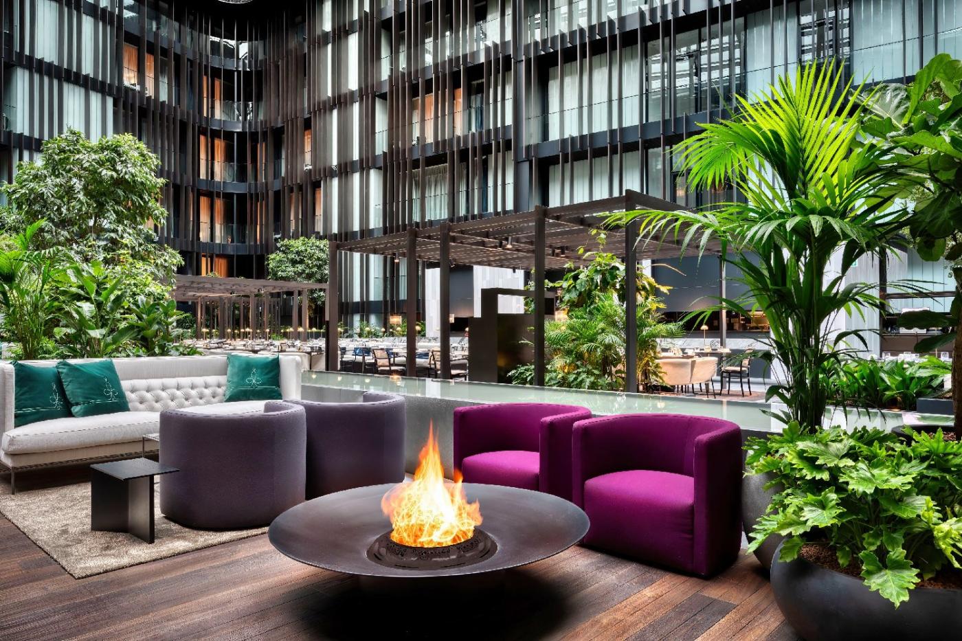Dorothea Hotel, Budapest, Autograph Collection