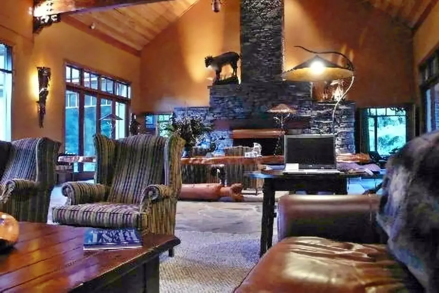 Treetops Lodge & Estates