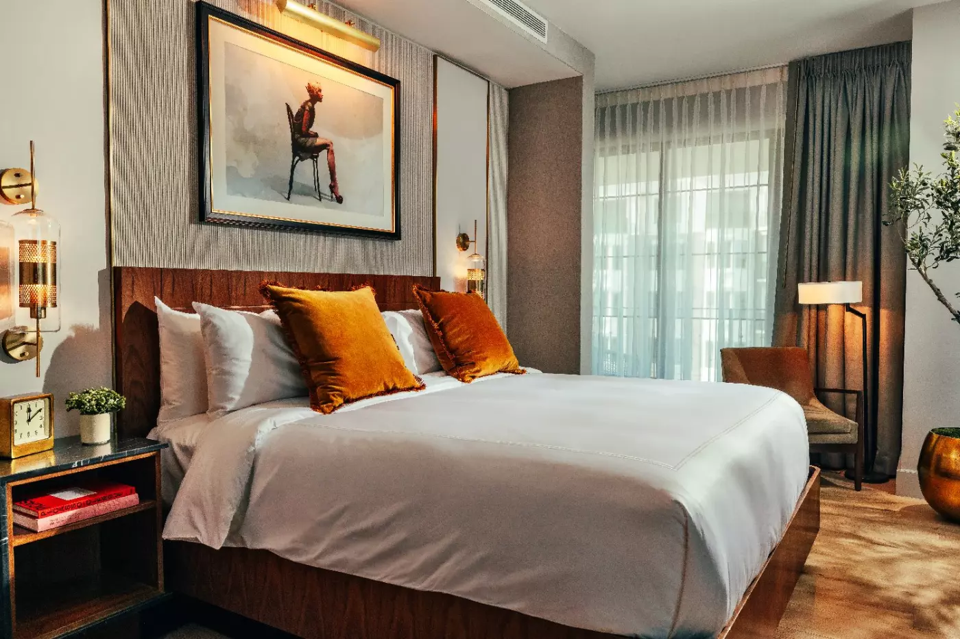 The Global Ambassador Hotel