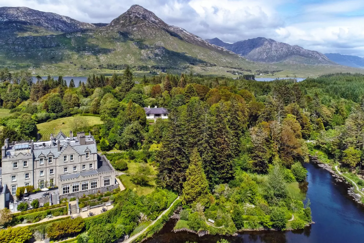 Ballynahinch Castle Hotel