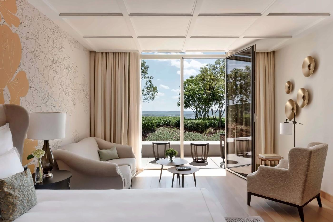 Royal Champagne Hotel & Spa