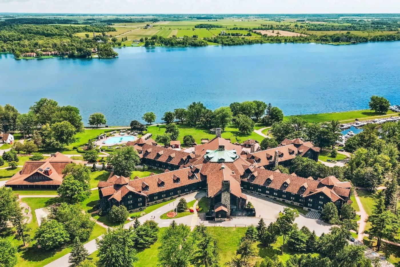 Fairmont Le Chateau Montebello