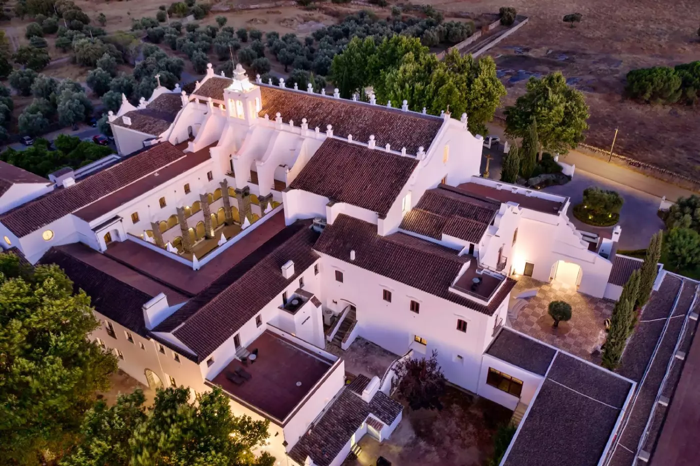 Convento do Espinheiro, Historic Hotel & Spa