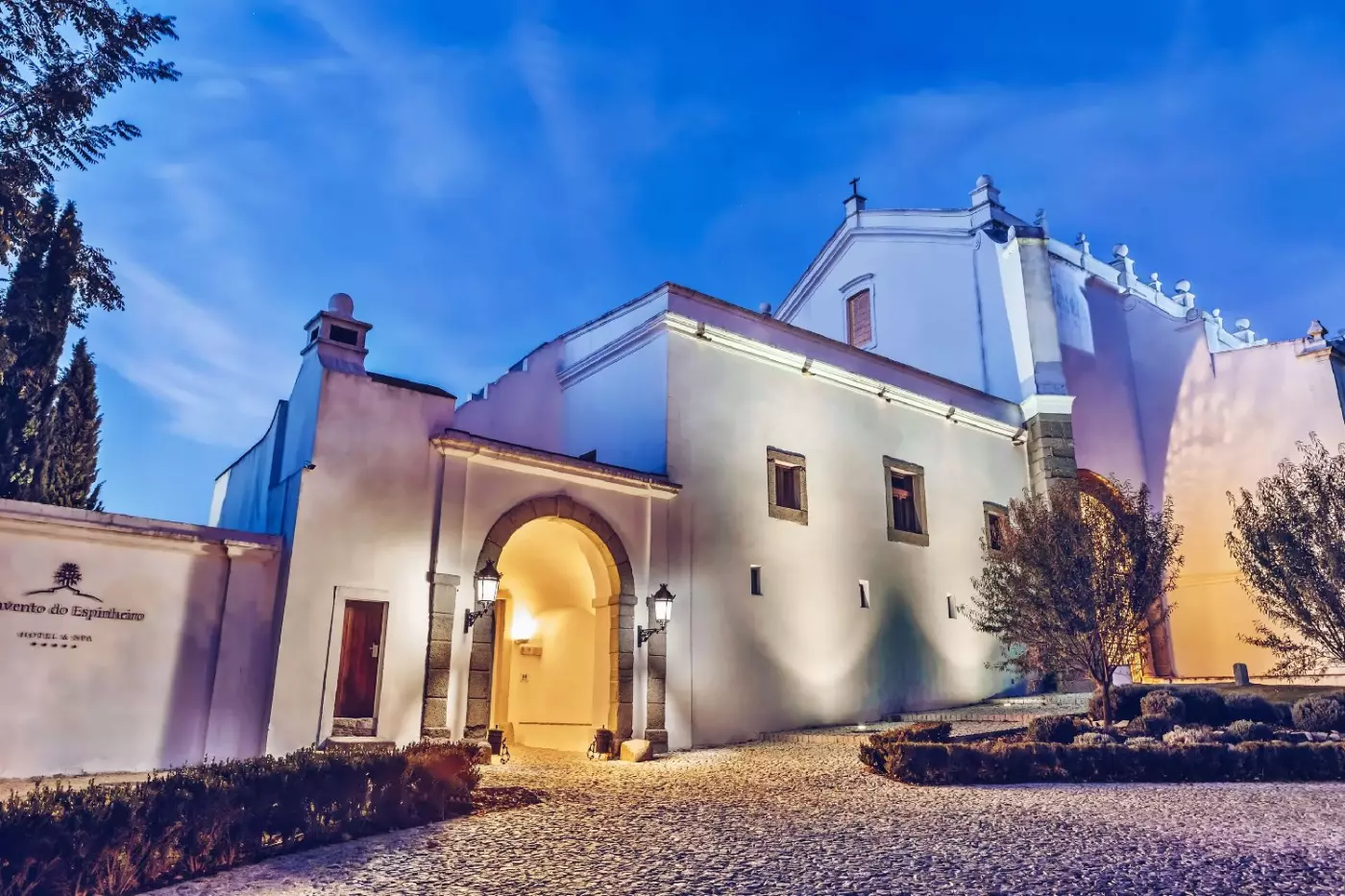 Convento do Espinheiro, Historic Hotel & Spa