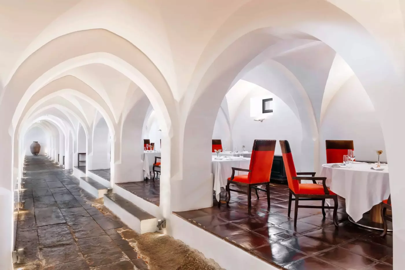 Convento do Espinheiro, Historic Hotel & Spa