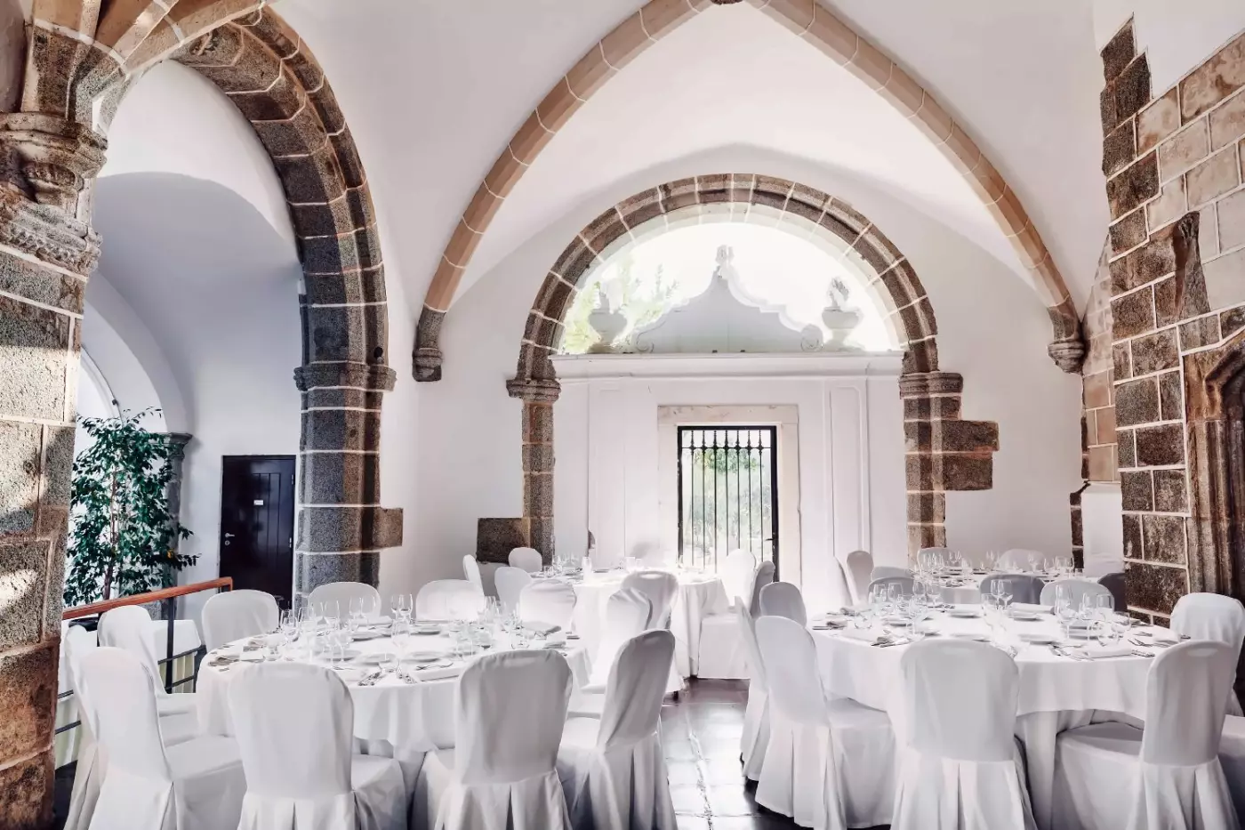 Convento do Espinheiro, Historic Hotel & Spa