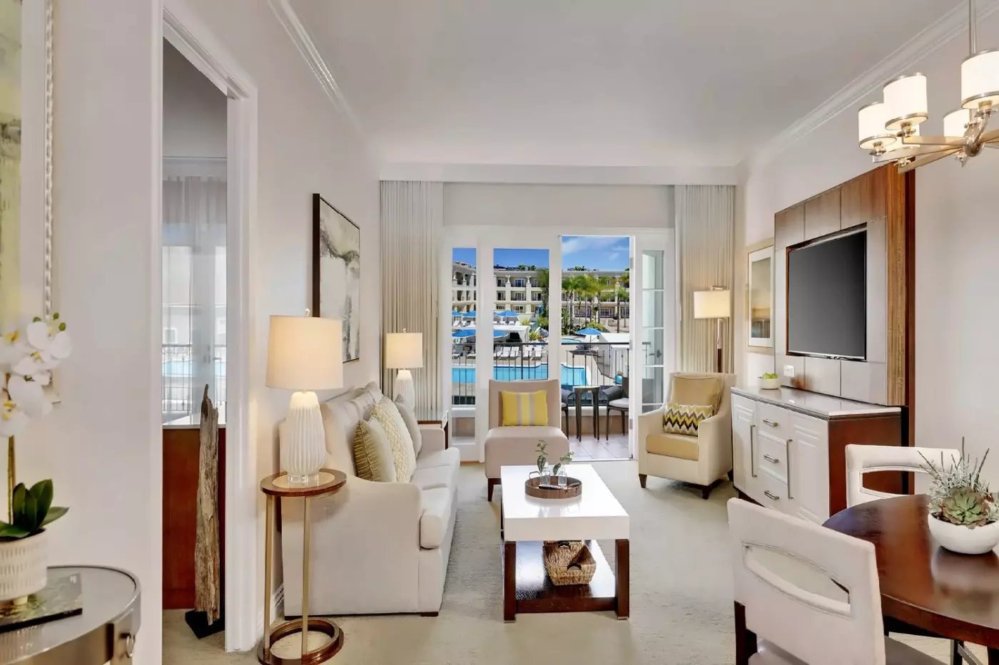 Balboa Bay Resort
