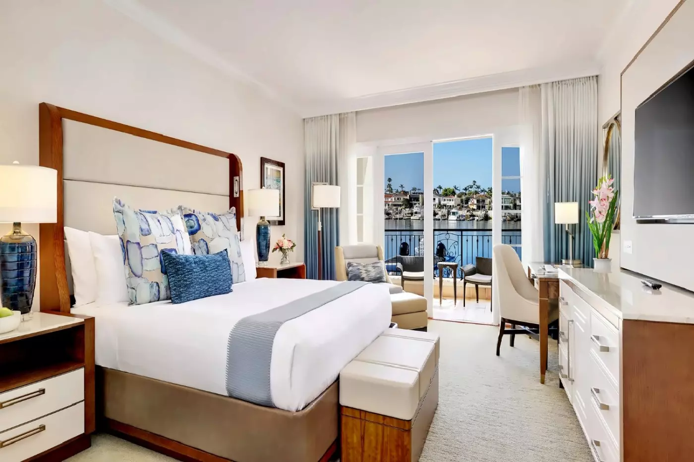 Balboa Bay Resort