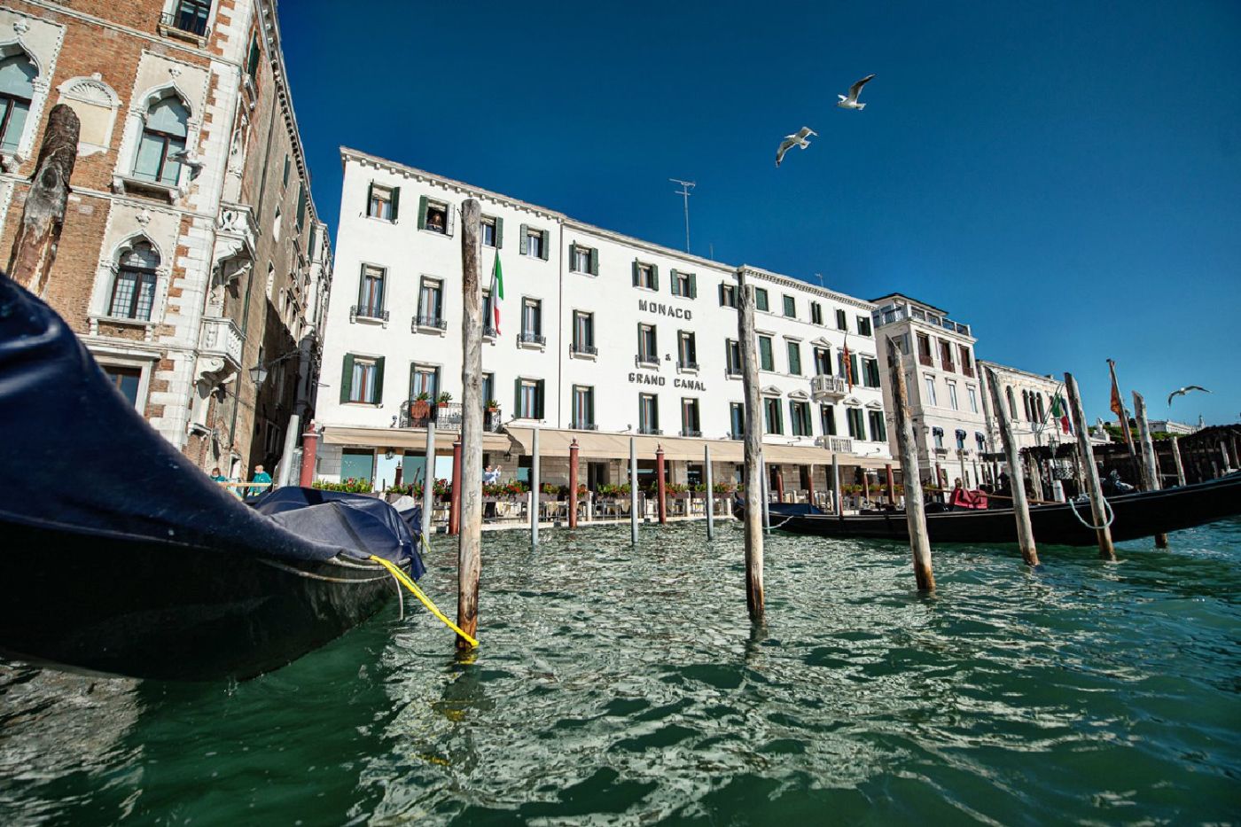 Hotel Monaco & Grand Canal