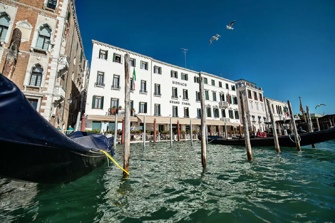 Hotel Monaco & Grand Canal