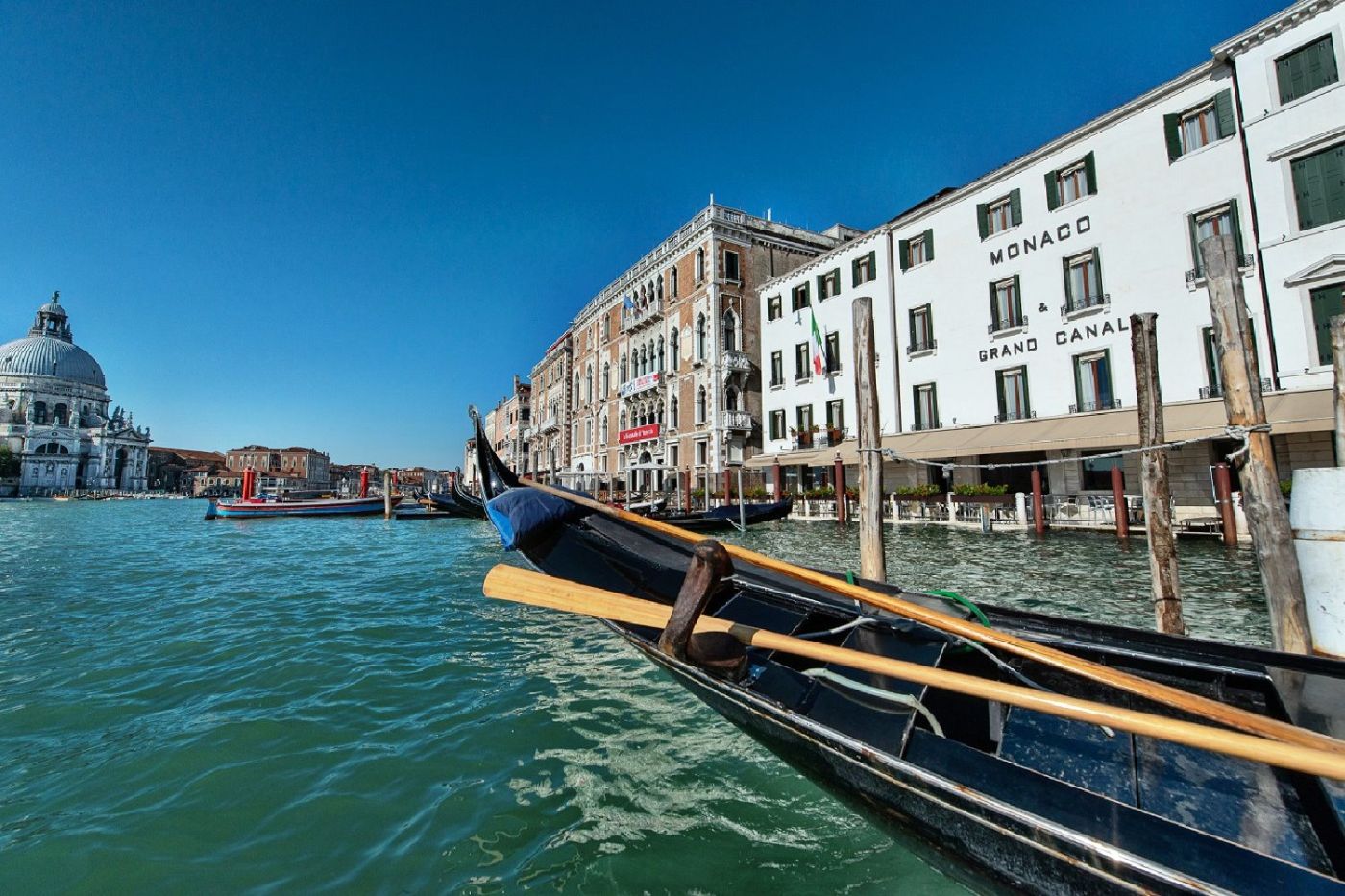 Hotel Monaco & Grand Canal