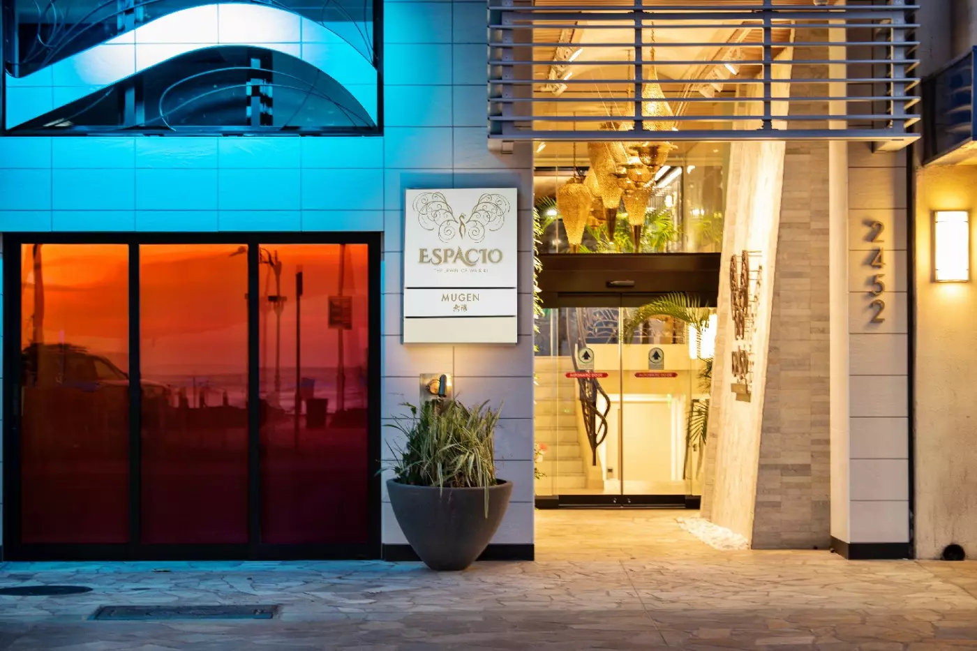 ESPACIO The Jewel of Waikiki