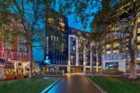 Thumbnail The Londoner Hotel