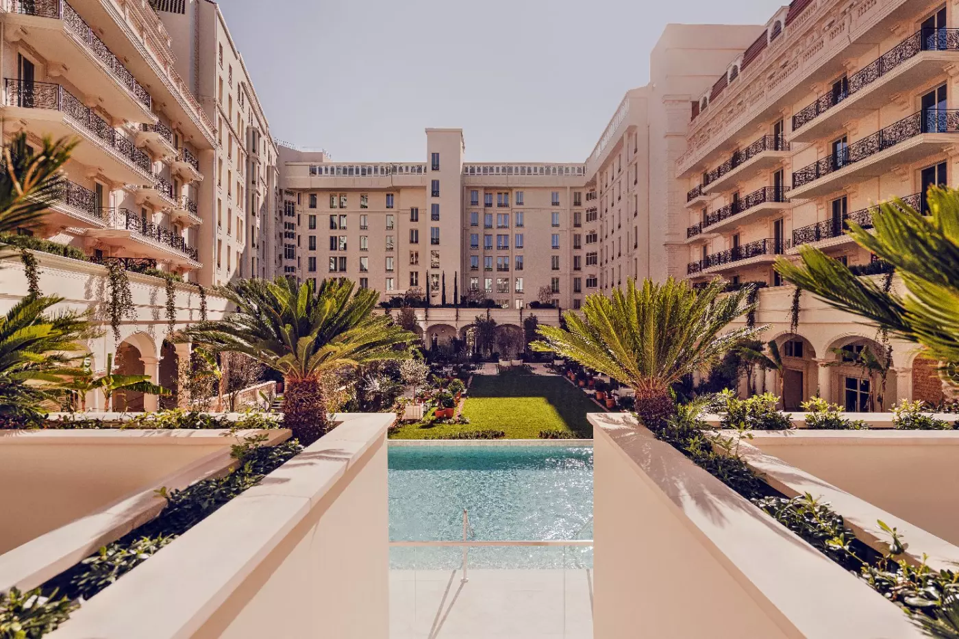 Carlton Cannes, A Regent Hotel